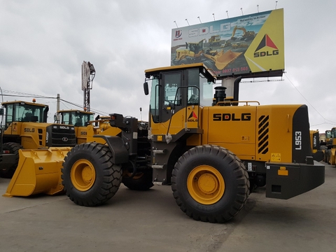 MÁY XÚC LẬT SDLG L953 DUNG TÍCH GẦU 3,2 M3. BẢO HÀNH 2 NĂM