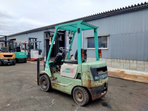 XE NÂNG DẦU MITSUBISHI FD15 F16B-50004 LH:096.235.1368