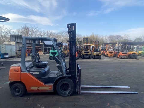 XE NÂNG TOYOTA 52-8FD25 40368 LH: 096.235.1368