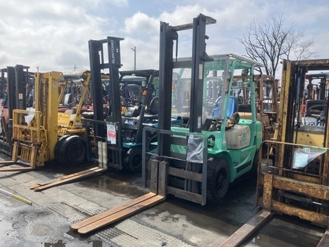 XE NÂNG DẦU MITSUBISHI FD25 F18B-52356  LH:096.235.1368