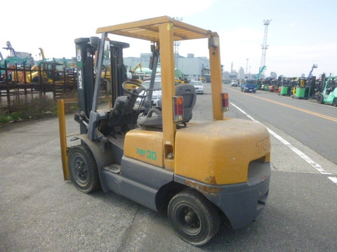 XE NÂNG DẦU TCM FD30Z5 32R75648  LH:096.235.1368