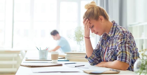 Nguy cơ biến chứng từ thiếu hụt vitamin B12 và cách khắc phục