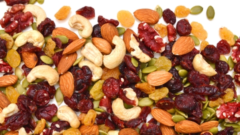 Cách ăn trái cây sấy khô để có sức khỏe tổng thể tốt hơn