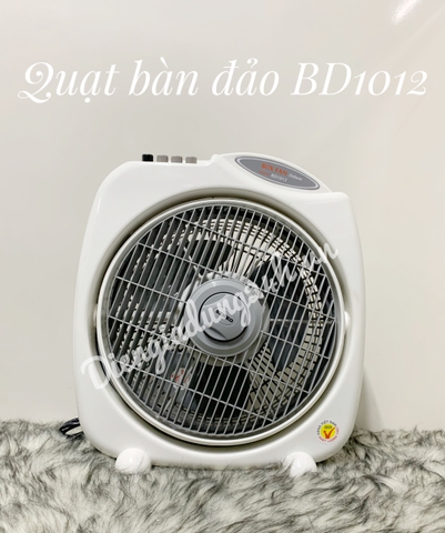 Quạt bàn đảo 3 tấc Senko BD1012 (Màu ngẫu nhiên)