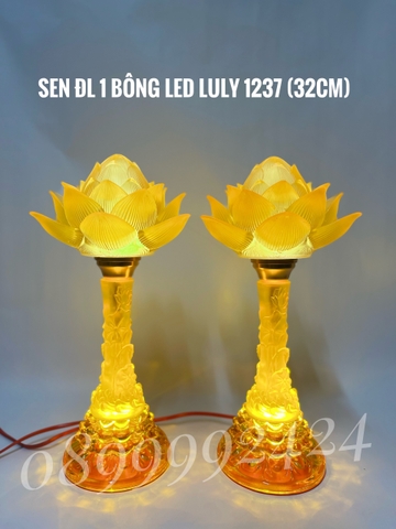 ĐÈN THỜ PHA LÊ - LƯU LY 1237 CAO 32CM