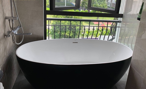 Tổng hợp hình ảnh thực tế bồn tắm Darwin Kreiner tại nhà Gia Chủ