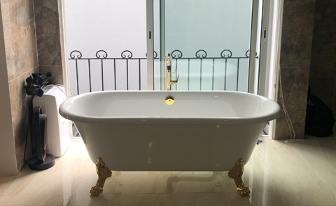 Bồn Tắm Madrid Kreiner & Vinhome Marina Hải Phòng