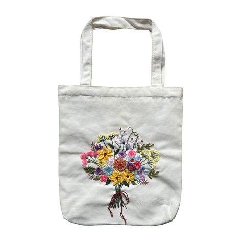 Hand embroidery bag Bunniti BBA002