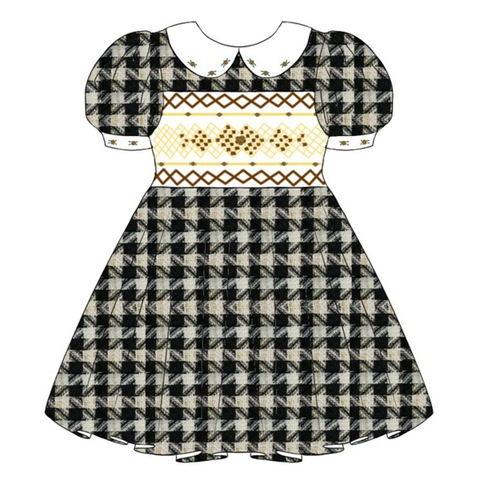 Hand smocked dress design Bunniti BND284