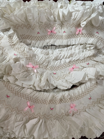 Hand smocked patterns by Bunniti BNP354