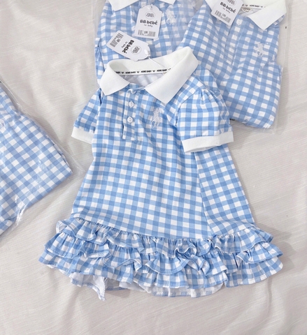 - VÁY BÉ GÁI KẺ CARO XANH KỊ SĨ CỔ TRẮNG BÈO GẤU