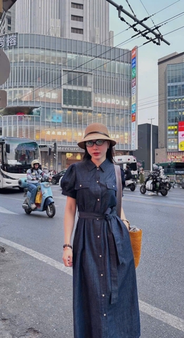 VÁY BÒ DENIM DÁNG DÀI TÚI NGỰC