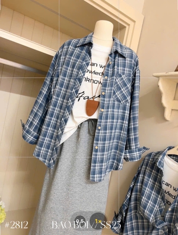 SET ÁO PULL TRẮNG IN CHỮ MIX CV KÈM SƠ MI KẺ XANH