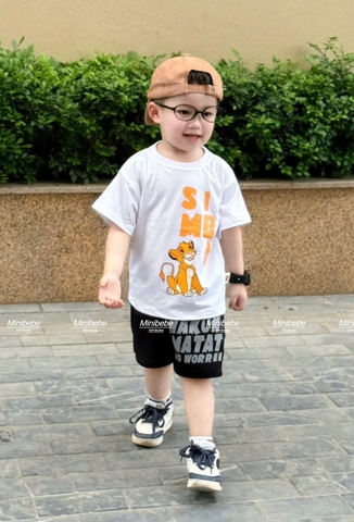 SET ÁO TRẮNG SƯ TỬ SIMBI QUẦN CUA ĐEN