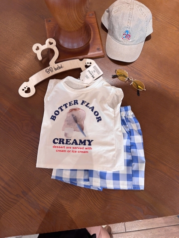 - BỘ ĐÙI BÉ TRAI ÁO TRẮNG BOTTER QUẦN CARO XANH