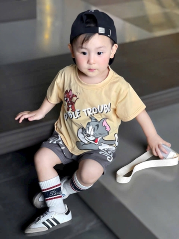 - BỘ ĐÙI BÉ TRAI ÁO BE TOM JERRY TROUBLE QUẦN XÁM