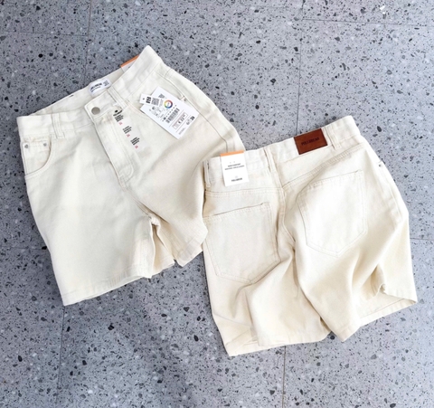 Hangd nhà máy - QUẦN SOOC ĐÙI PULL BEAR MÀU KEM