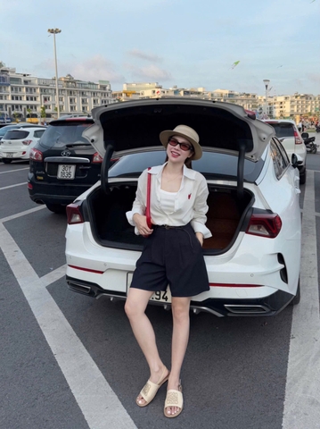 - SET ÁO SƠ MI TRẮNG TIM ĐỎ MIX SOOC THAN