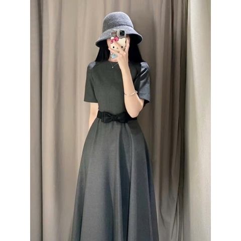 VÁY XOÈ GHI LI DỌC NƠ ĐEN