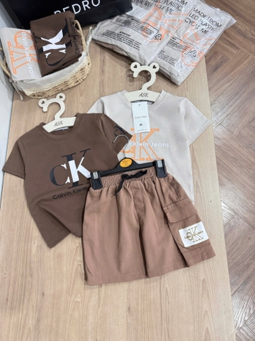 4 - SET BÉ TRAI 3CT ÁO NÂU BE CK QUẦN KAKI