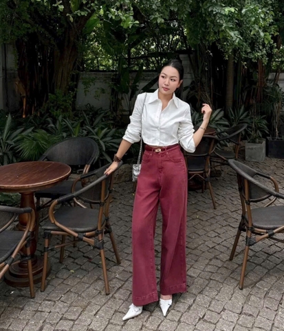 - QUẦN JEANS SUÔNG ĐỎ RƯỢU
