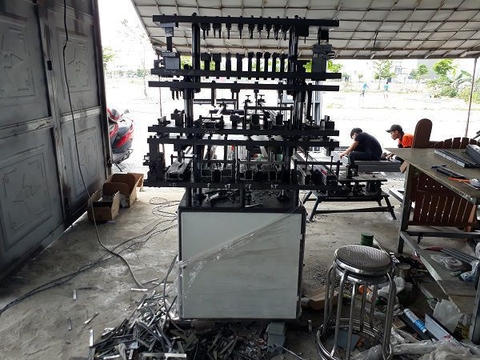 MÁY ĐỘT DẬP NHÔM THỦY LỰC