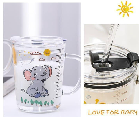Cốc chia vạch pha sữa, pha đồ uống chất liệu thủy tinh cao cấp chịu nhiệt cao, có nắp đậy tặng kèm ống hút silicon