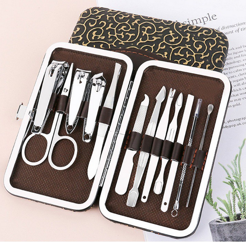 Bộ Kiềm Cắt, Bấm Móng Tay , Lấy Ráy Tai , Que Nặn Mụn , Kéo Tỉa Lông Mày Inox 12 Món Full Box Hộp Da Sang Trọng