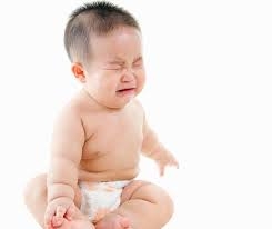 Cẩm nang phát triển bé 4 tháng tuổi