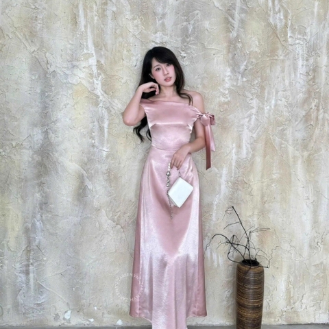 ĐẦM LỤA LỆCH VAI DÁNG DÀI ZAREEN DAX124