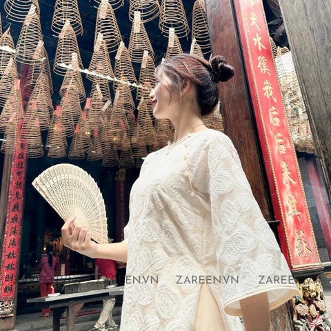 ÁO DÀI VĨNH HY HOA NỔI ĐÍNH NÚT ZAREEN ADI04
