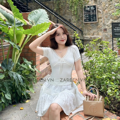 ÁO THUN CROPTOP CỔ V PHỐI REN ZAREEN THU163