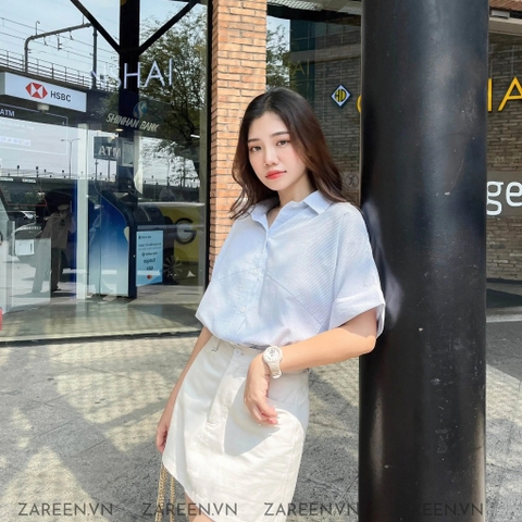 ÁO SƠ MI TAY NGẮN XẺ VẠT SAU ZAREEN SOM54