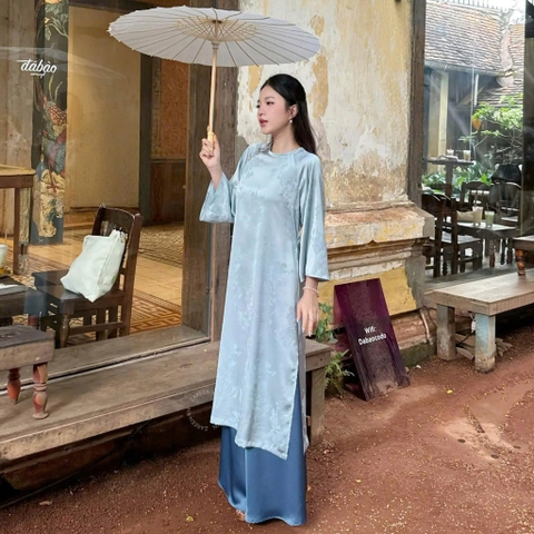 ÁO DÀI VÂN TỬ LỤA CỔ TRÒN ĐÍNH NÚT BƯỚM ZAREEN ADI10