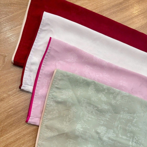 ÁO DÀI TÂM Ý GẤM PHỐI VIỀN ZAREEN ADI05