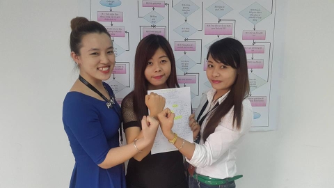 Cuộc sống tại “gia đình: EPhat