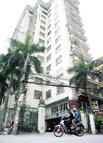 Hoang mang chờ sổ đỏ chung cư