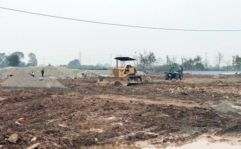 Nhà đầu tư tìm cơ hội mua vào bất động sản