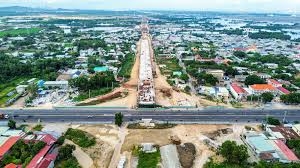 Con đường sẽ được đầu tư 3.700 tỷ để mở rộng lên 10 làn xe, kết nối cao tốc 18.000 tỷ với cụm cảng bận rộn hàng đầu Việt Nam
