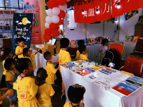 Vui Trung thu, quà tặng bất ngờ từ Wabooks