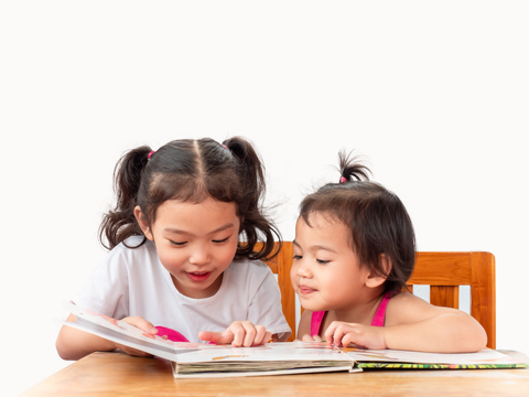 Sách ehon giúp trẻ sơ sinh phát triển thị giác thế nào?