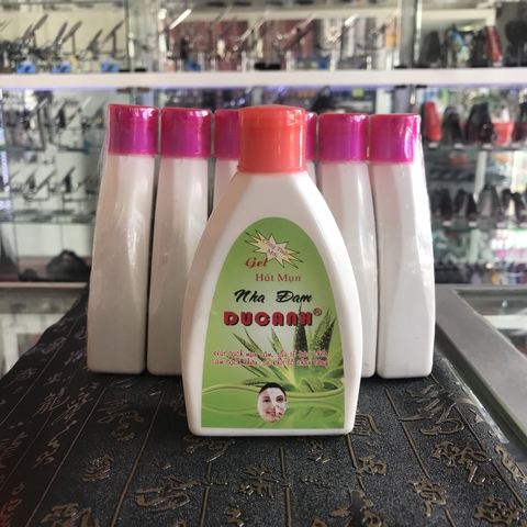 Kéo lột mụn . Gen hút mụn nha đam DUCANH