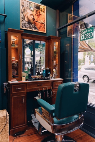 Kệ Gương Cắt Tóc Barbershop KG06