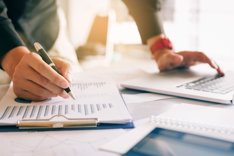 Nên sử dụng dịch vụ dịch thuật hay dùng phần mềm dịch tiếng anh chuyên ngành sinh học