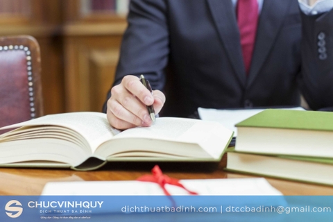 Điểm qua 3 cách chọn đơn vị dịch thuật văn bản tài liệu bên ngoài chất lượng - Vì sao cần phải dịch thuật công chứng?