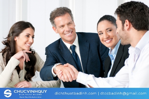 Phiên dịch viên là gì? Các kỹ năng cần có của phiên dịch viên