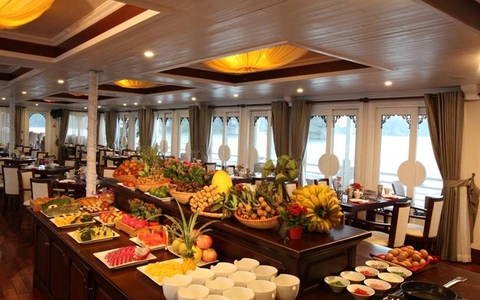 Bhaya Classic Cruise: 2 days-1 night/ 3 days- 2 nights (Hanoi- Halong Bay- Tuan Chau)-2,500,000 VND.