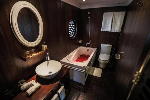 Bhaya Classic Cruise: 2 days-1 night/ 3 days- 2 nights (Hanoi- Halong Bay- Tuan Chau)-2,500,000 VND.