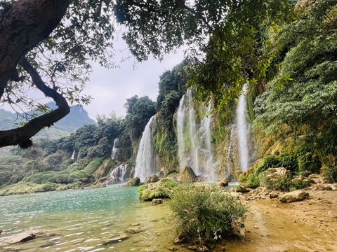 Hanoi- Cao Bang- Ba Be Lake 4 days by private car