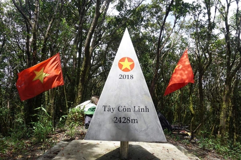 2 Days Tây Côn Lĩnh Mountain/ Le mont Tây Côn Lĩnh, Hagiang